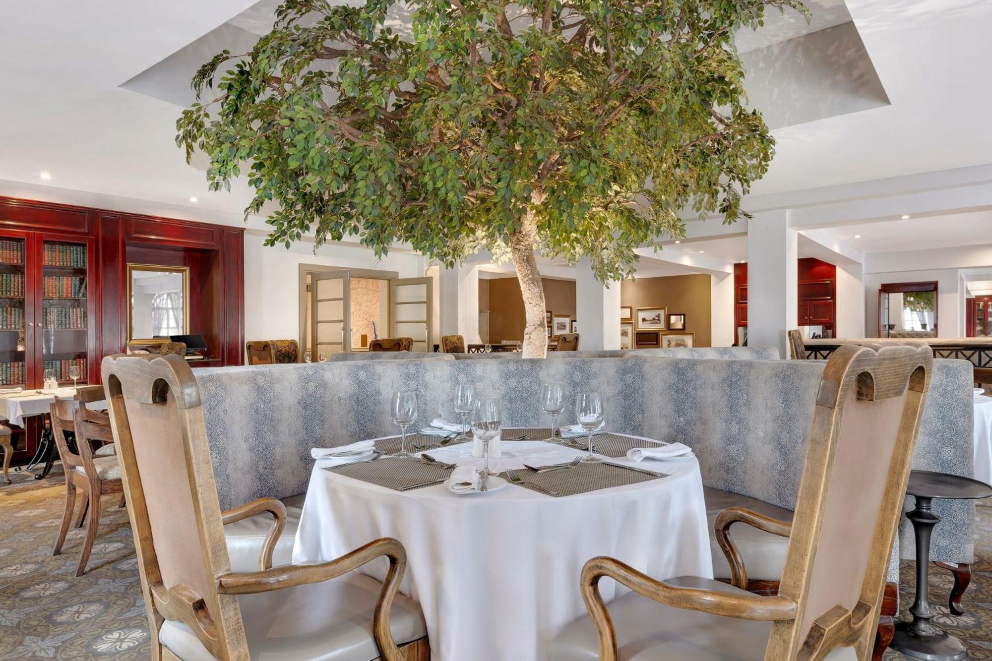 Protea Hotel By Marriott Blantyre Ryalls Bagian luar foto