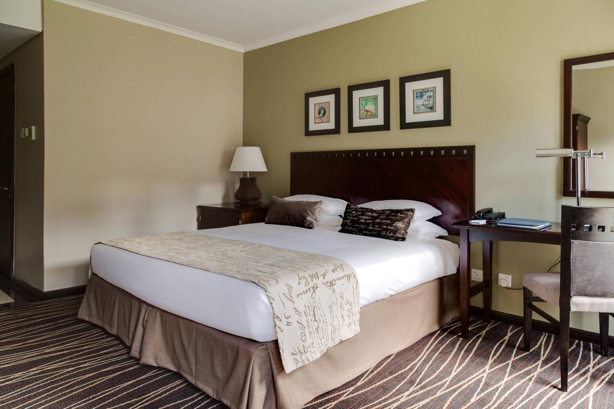 Protea Hotel By Marriott Blantyre Ryalls Bagian luar foto