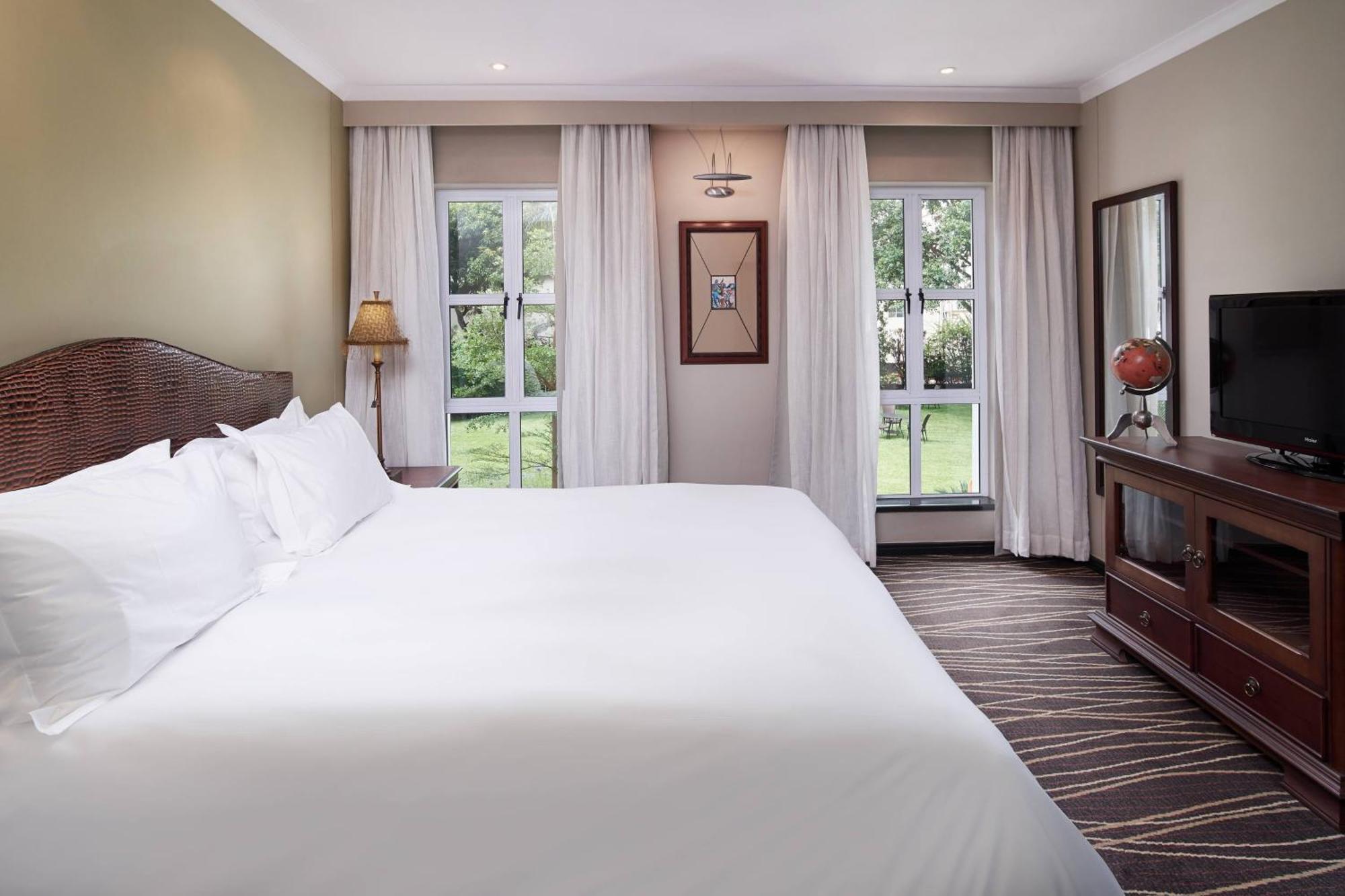Protea Hotel By Marriott Blantyre Ryalls Bagian luar foto