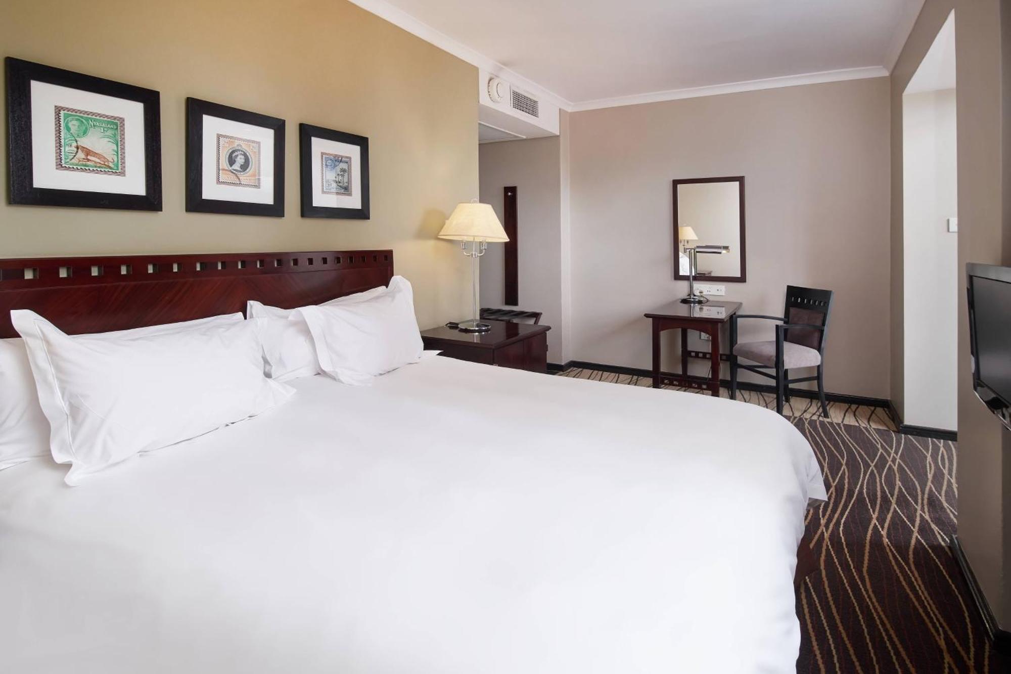 Protea Hotel By Marriott Blantyre Ryalls Bagian luar foto